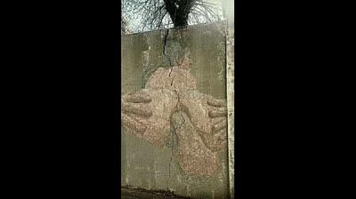 Grafitis porno borrados