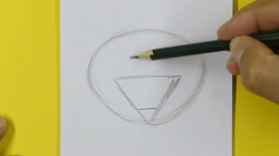 "Aprende a dibujar fácilmente con tinta y plumillas: Técnicas y ejercicios".